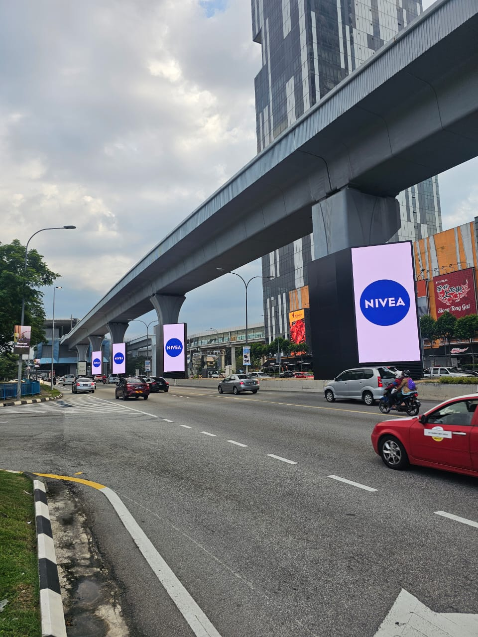 LED billboard KL